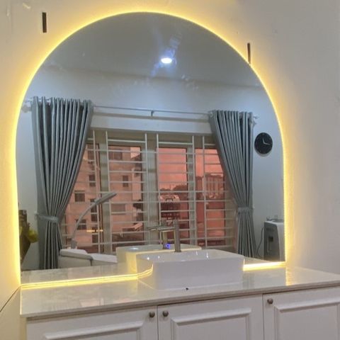 130x130cm Gương soi mái vòm AAArealhome Gương trang điểm Gương đèn led