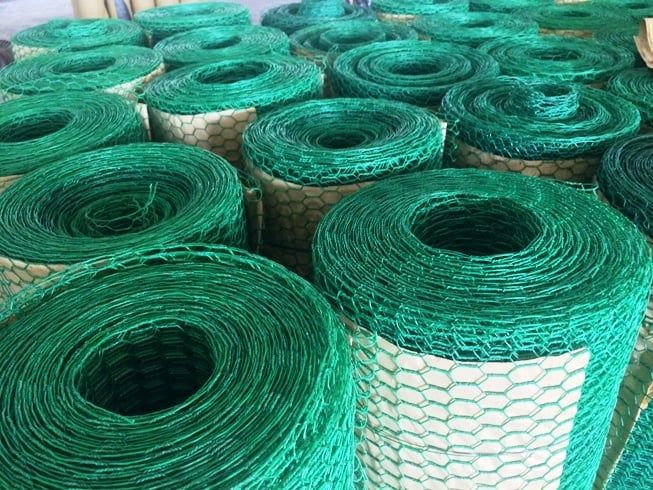  Lưới Mắt Cáo Bọc Nhựa Rộng1.5m Lỗ1cm 